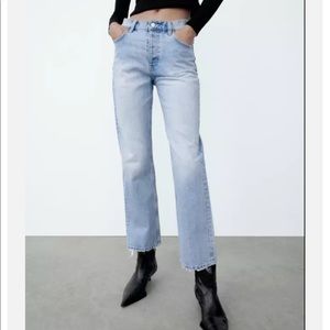 ZARA WOMAN NWT HIGH RISE STRAIGHT LEG JEANS LIGHT BLUE 4365/261 size 4